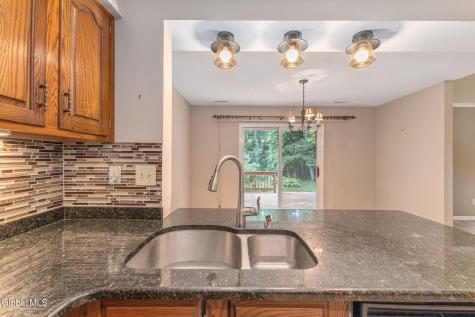 4022 Georgetown Square Schenectady NY 12303