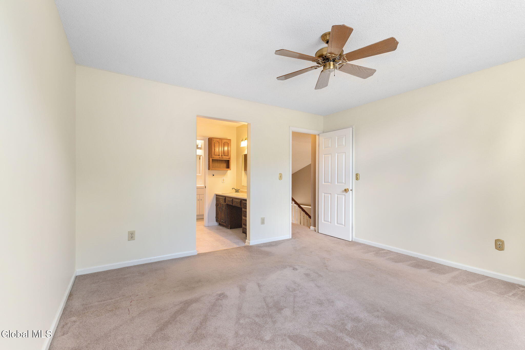 4022 Georgetown Square Schenectady NY 12303