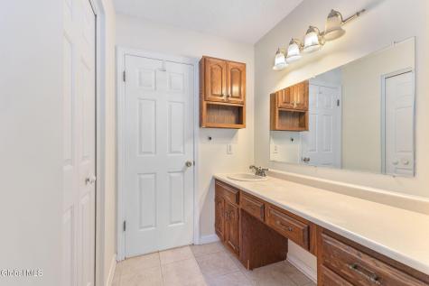 4022 Georgetown Square Schenectady NY 12303
