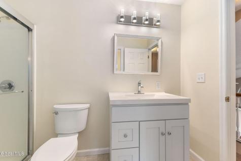 4022 Georgetown Square Schenectady NY 12303