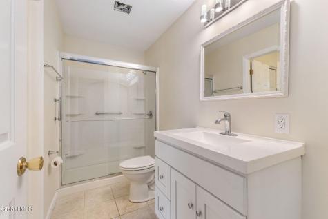 4022 Georgetown Square Schenectady NY 12303