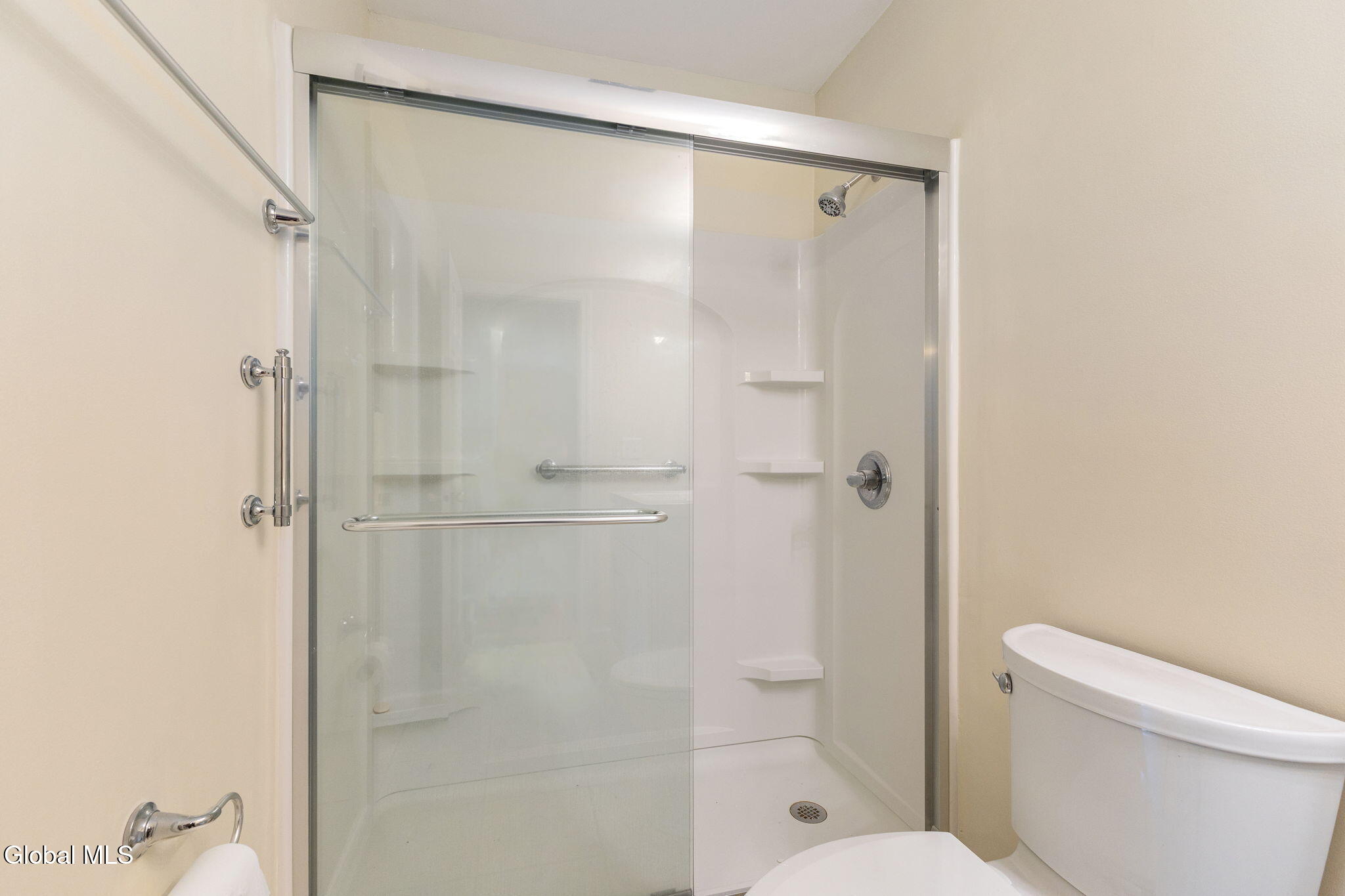 4022 Georgetown Square Schenectady NY 12303