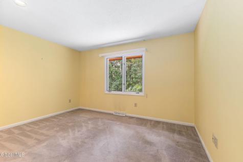 4022 Georgetown Square Schenectady NY 12303