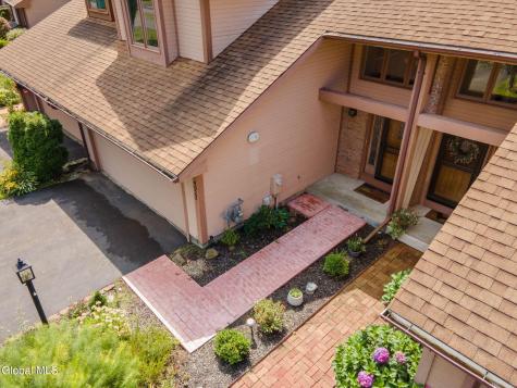 4022 Georgetown Square Schenectady NY 12303