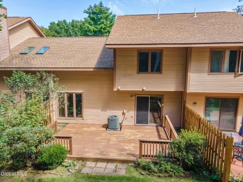 4022 Georgetown Square Schenectady NY 12303