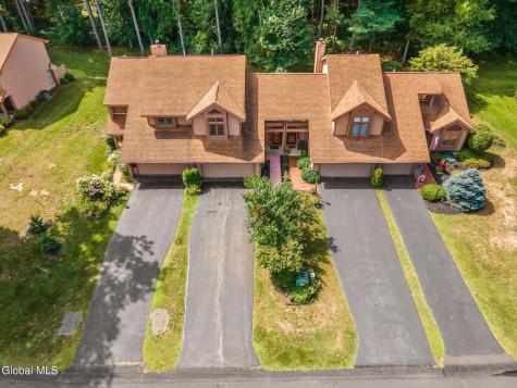 4022 Georgetown Square Schenectady NY 12303