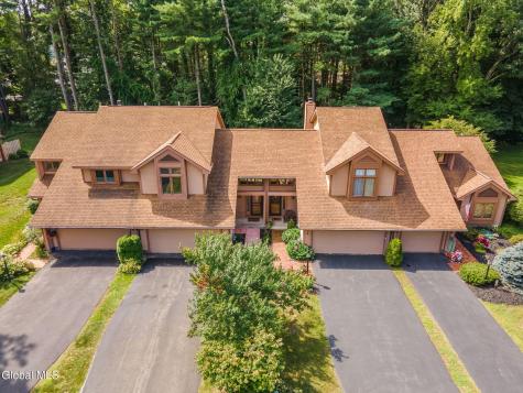 4022 Georgetown Square Schenectady NY 12303