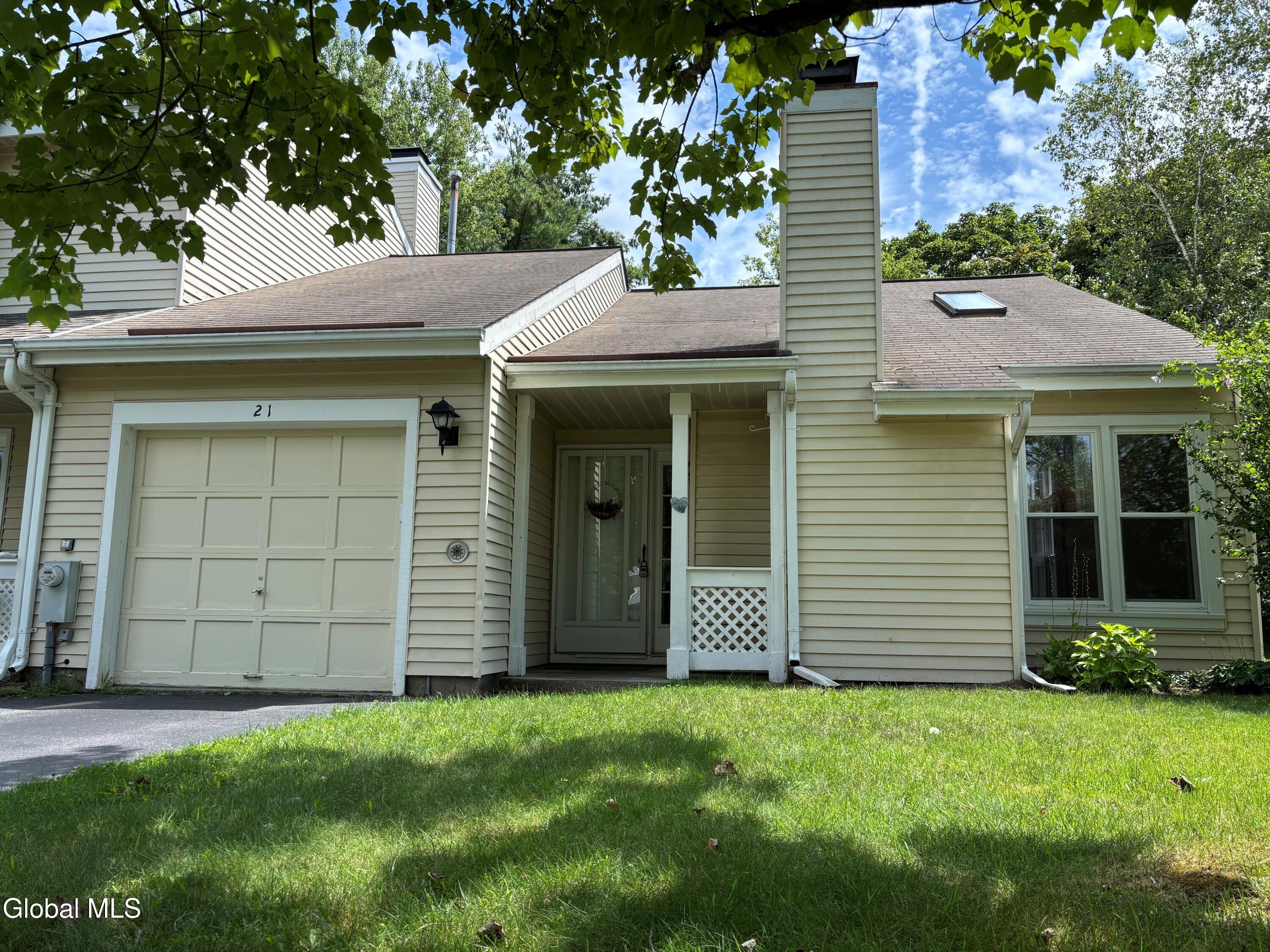 21 Cobble Court Clifton Park NY 12065