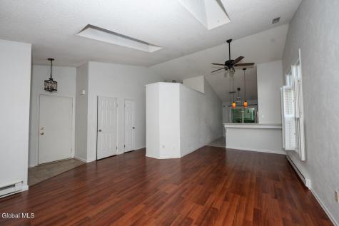 21 Cobble Court Clifton Park NY 12065