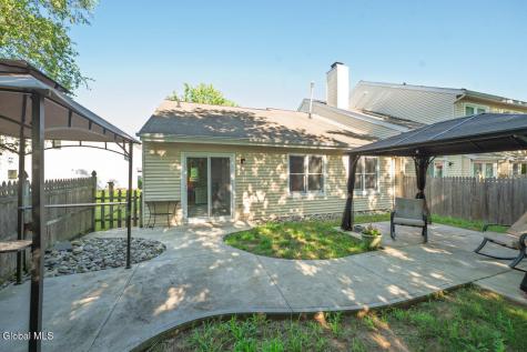 21 Cobble Court Clifton Park NY 12065