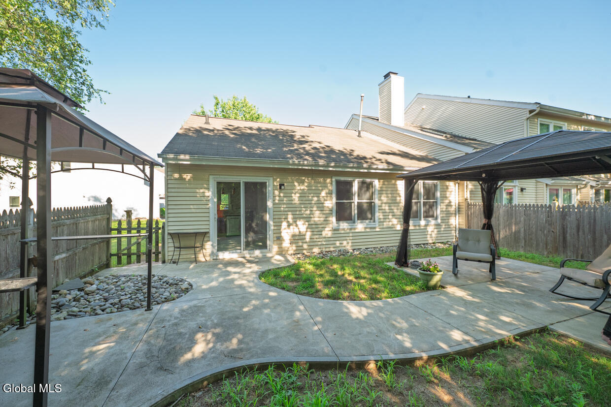 21 Cobble Court Clifton Park NY 12065