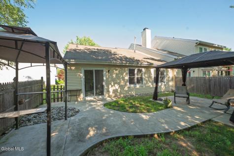 21 Cobble Court Clifton Park NY 12065