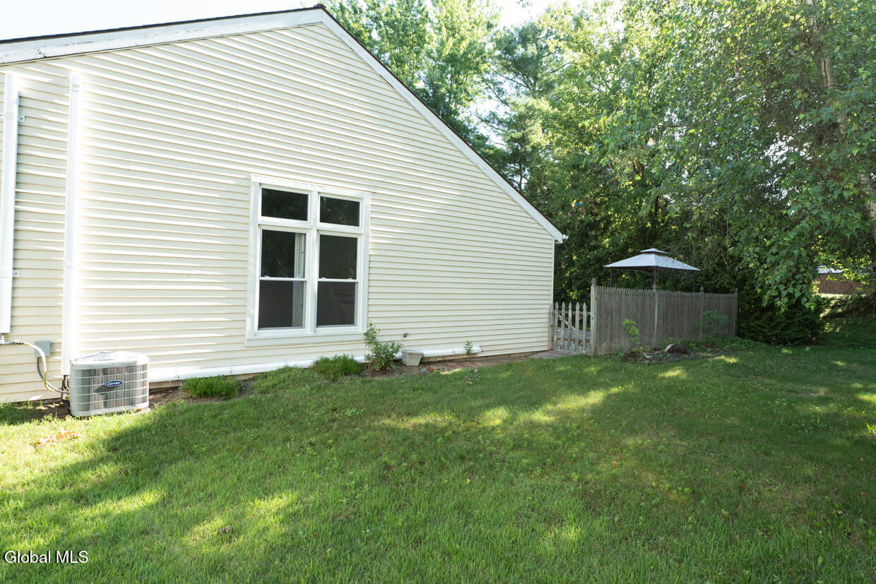 21 Cobble Court Clifton Park NY 12065
