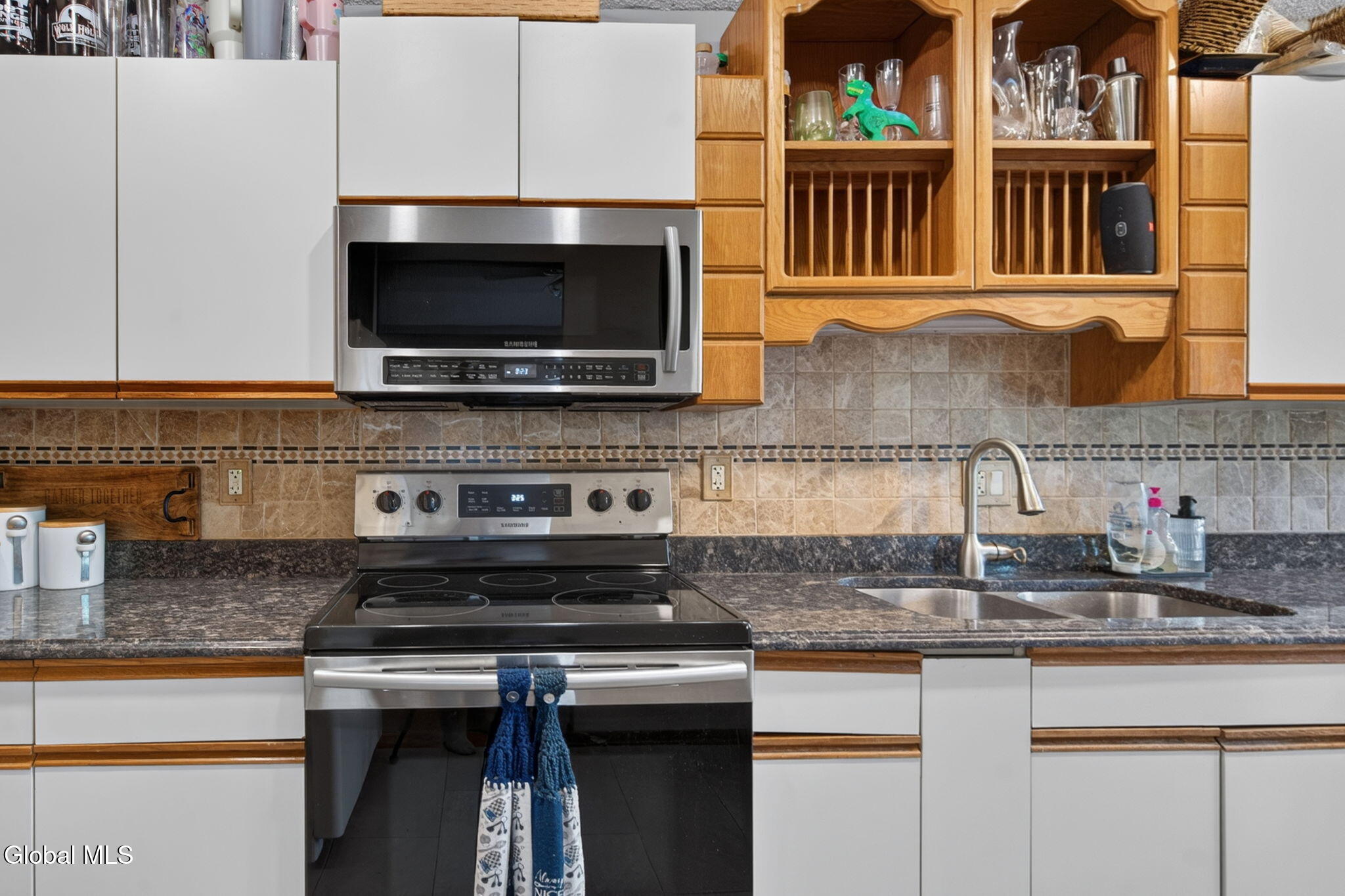 507 Greenwich Drive Albany NY 12203