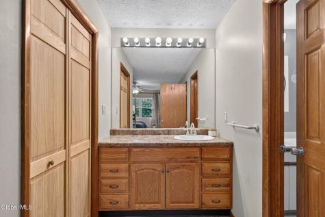 507 Greenwich Drive Albany NY 12203