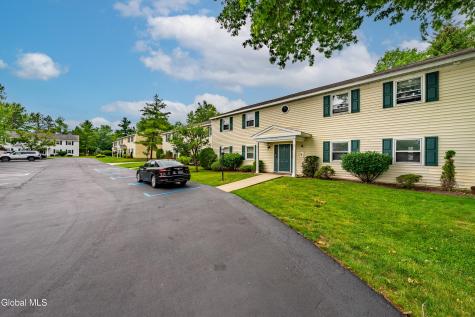 192 Cedarview Lane Watervliet NY 12189