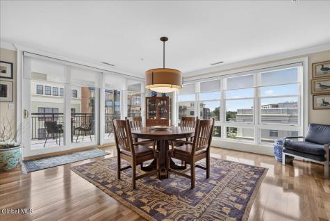 59 Railroad Place Saratoga Springs NY 12866