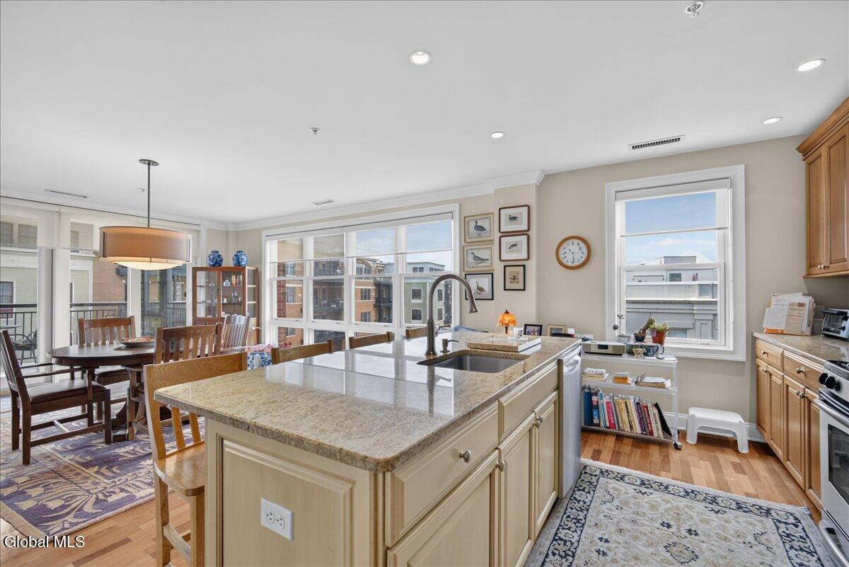 59 Railroad Place Saratoga Springs NY 12866