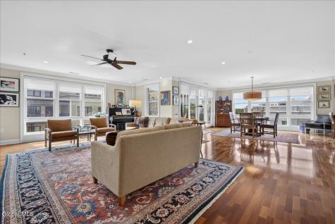59 Railroad Place Saratoga Springs NY 12866