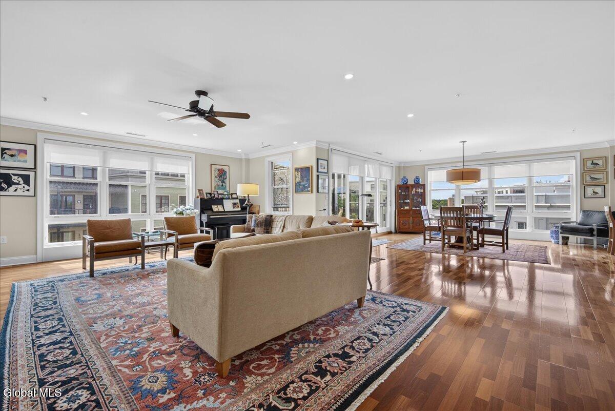 59 Railroad Place Saratoga Springs NY 12866