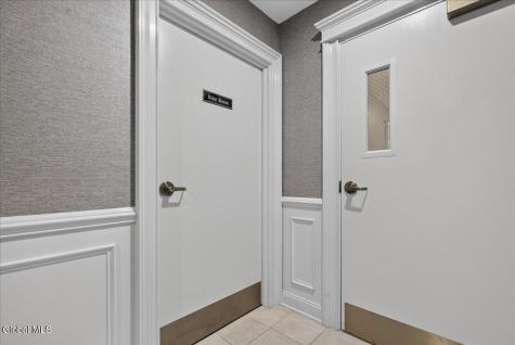 59 Railroad Place Saratoga Springs NY 12866