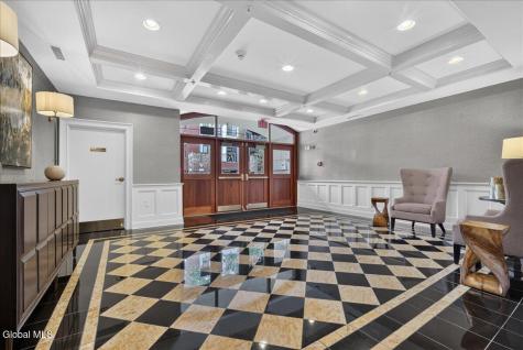 59 Railroad Place Saratoga Springs NY 12866
