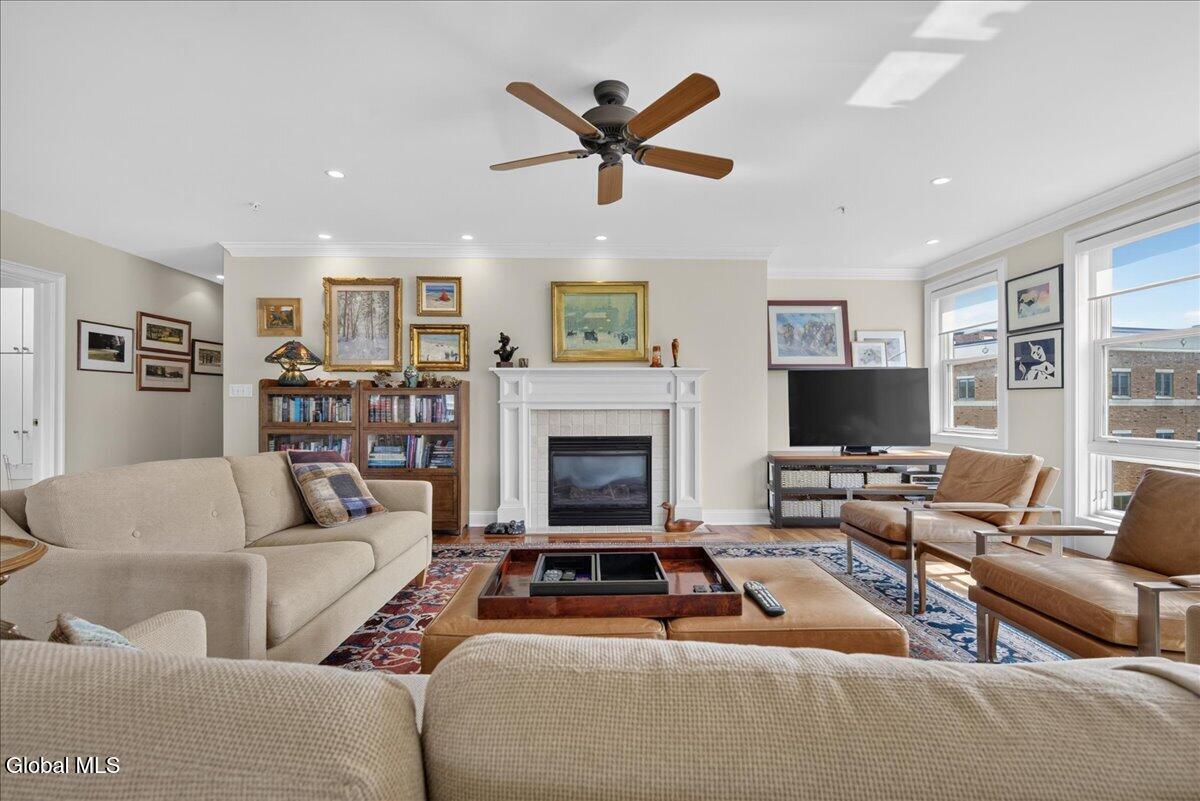 59 Railroad Place Saratoga Springs NY 12866