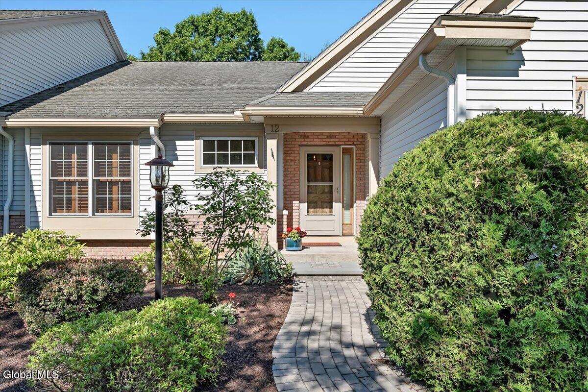 12 Camden Circle Delmar NY 12054