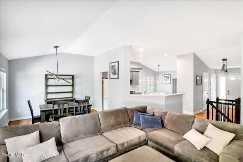 12 Camden Circle Delmar NY 12054
