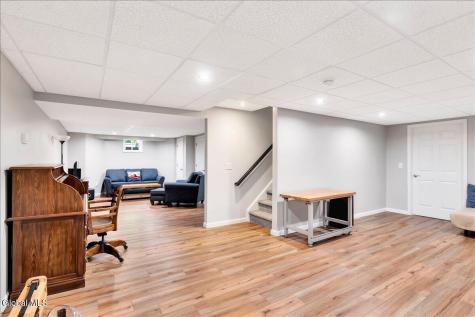 12 Camden Circle Delmar NY 12054