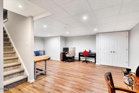 12 Camden Circle Delmar NY 12054
