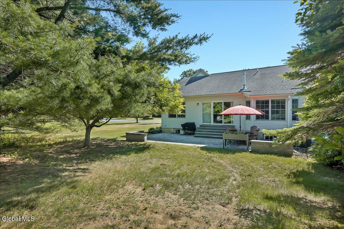 12 Camden Circle Delmar NY 12054