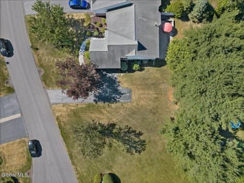 12 Camden Circle Delmar NY 12054