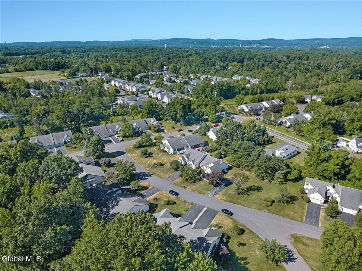 12 Camden Circle Delmar NY 12054
