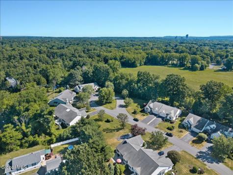 12 Camden Circle Delmar NY 12054