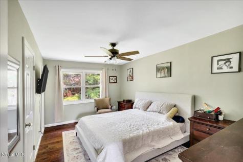 165 Hague Boulevard Glenmont NY 12077