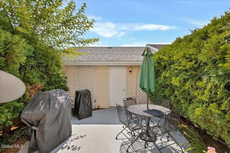 165 Hague Boulevard Glenmont NY 12077