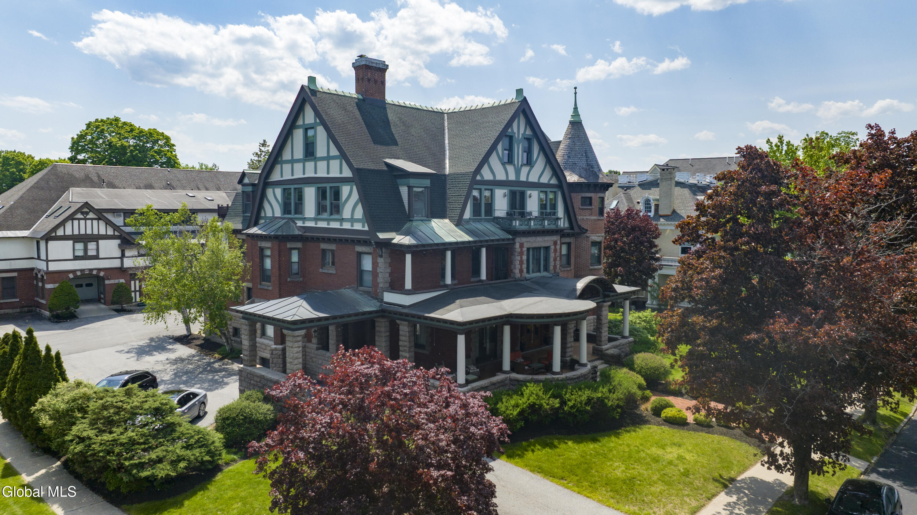 56 Union Avenue Saratoga Springs NY 12866