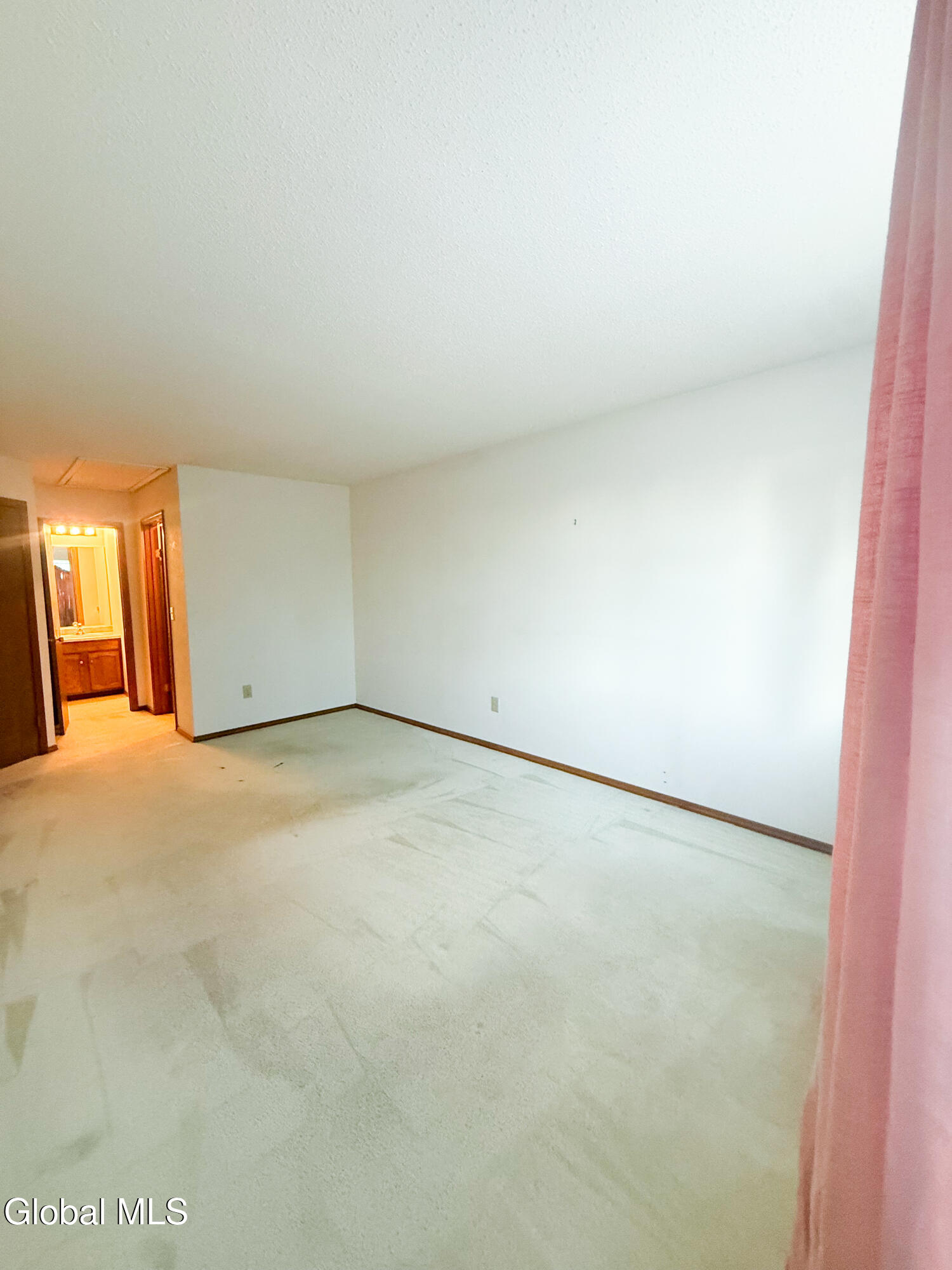 25 Peterson Court Troy NY 12180