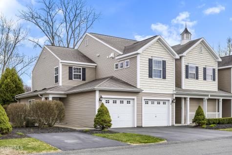 51 Governor Circle Albany NY 12208