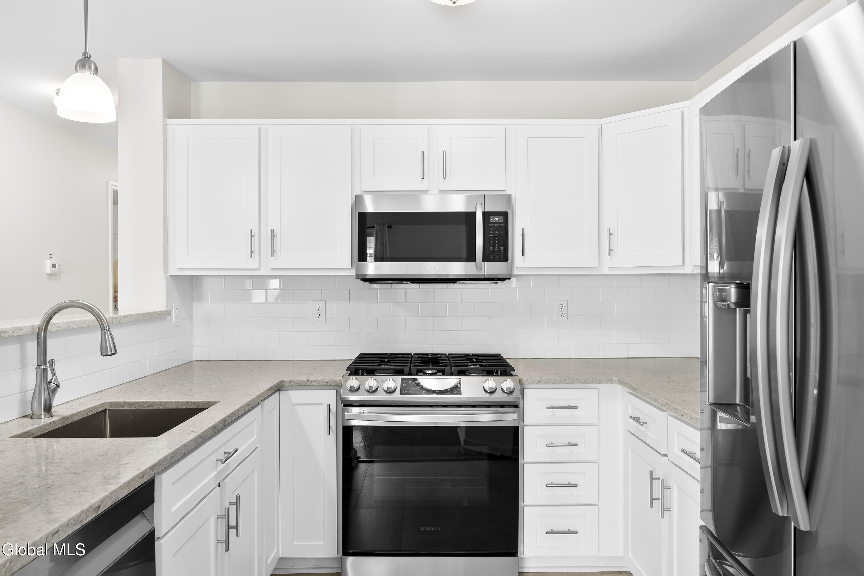 51 Governor Circle Albany NY 12208