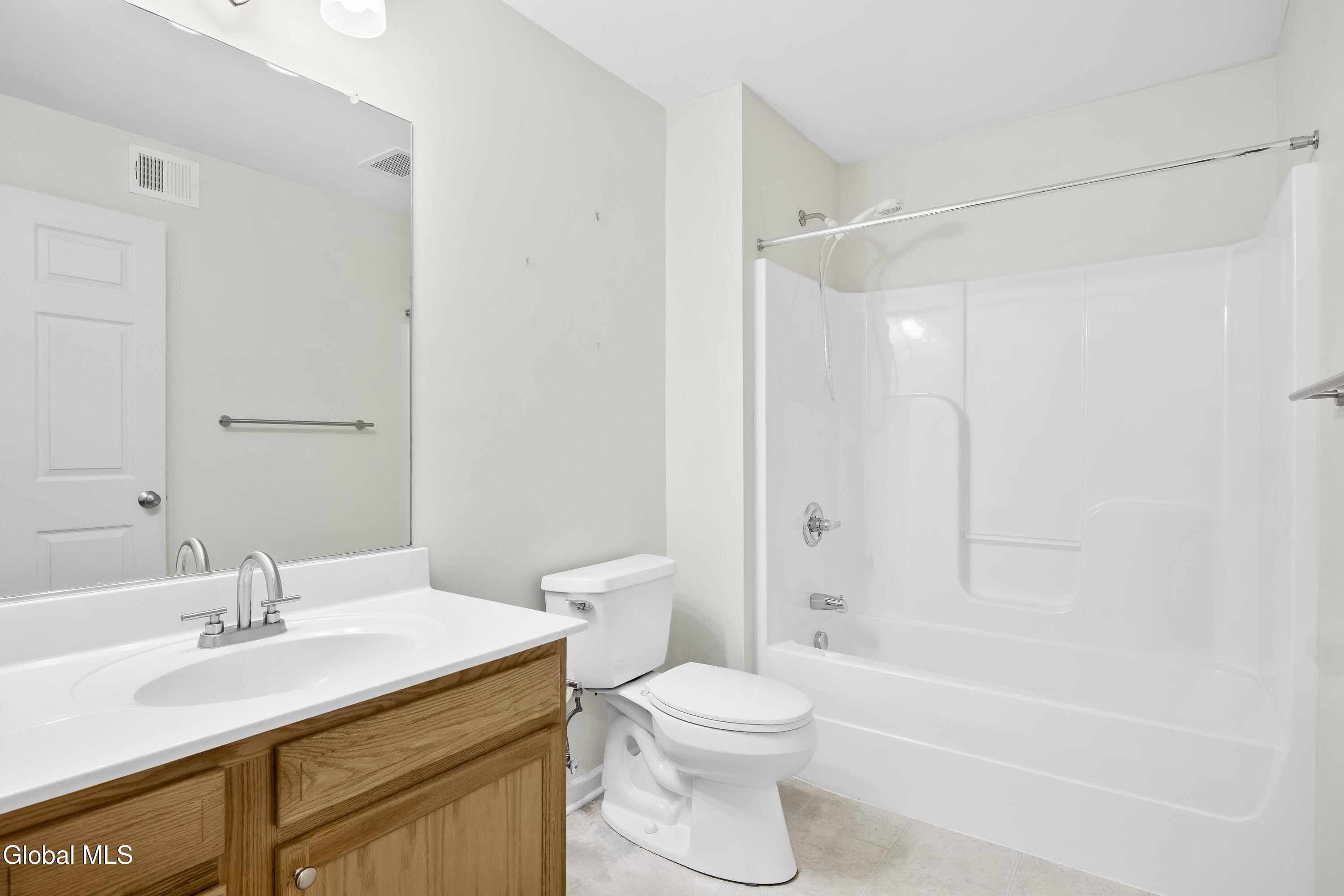 51 Governor Circle Albany NY 12208