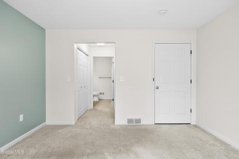 51 Governor Circle Albany NY 12208