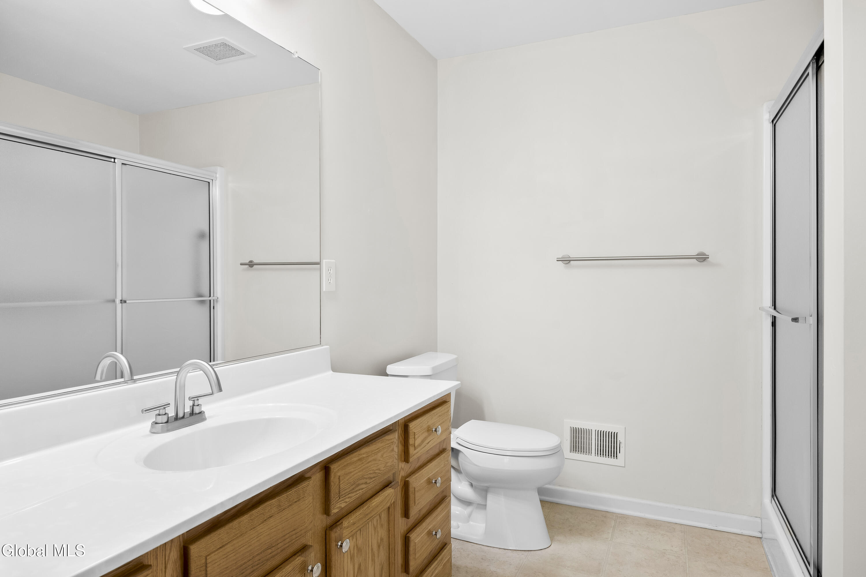 51 Governor Circle Albany NY 12208
