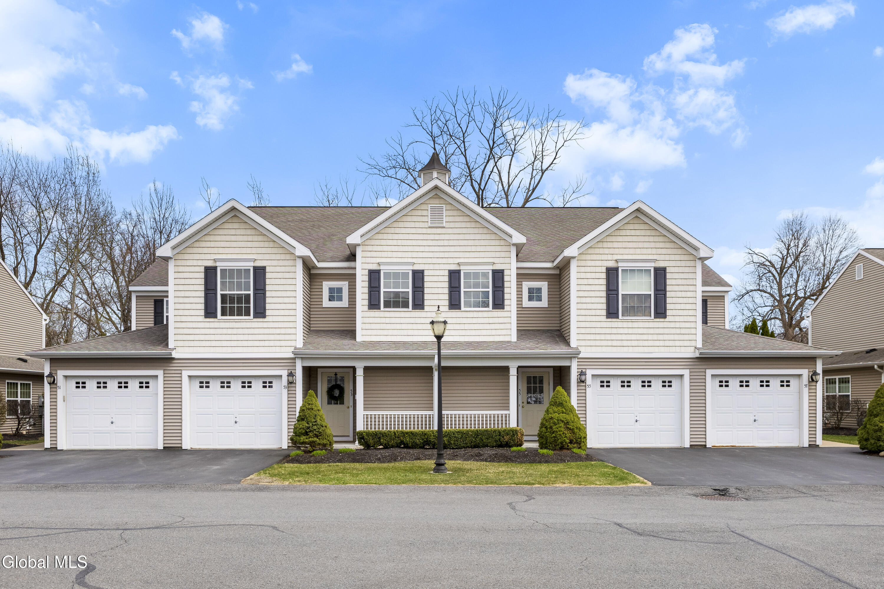 51 Governor Circle Albany NY 12208