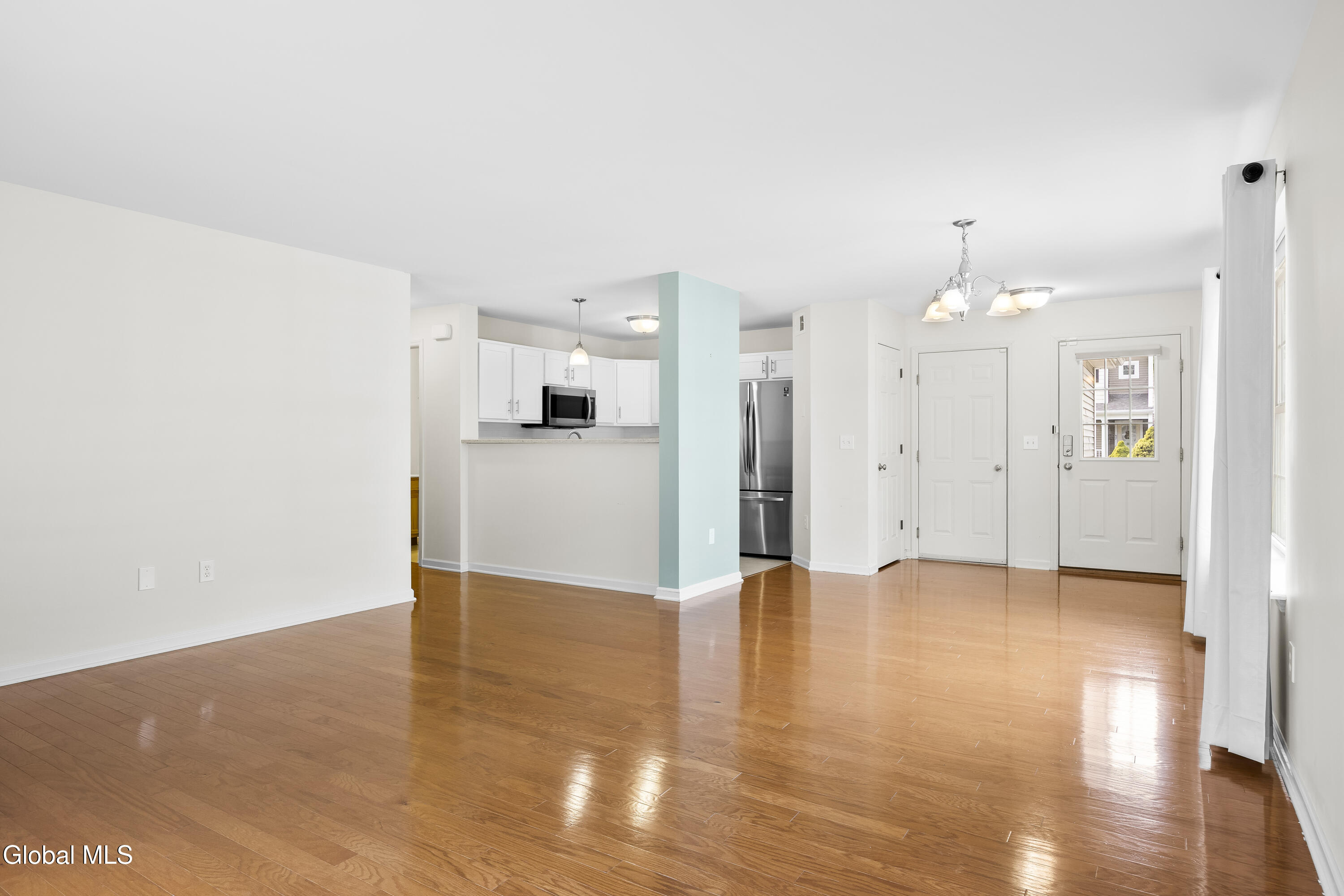 51 Governor Circle Albany NY 12208