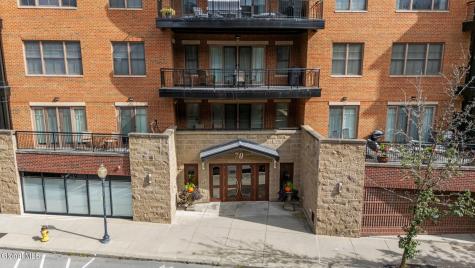 70 Railroad Place Saratoga Springs NY 12866