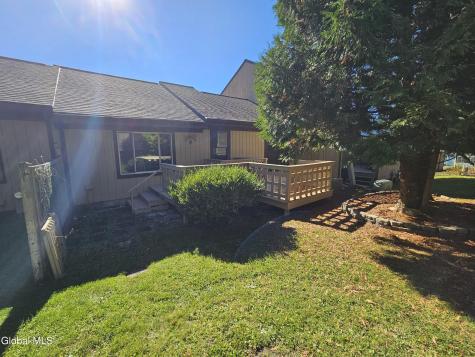 702 Huntington Court East Greenbush NY 12061