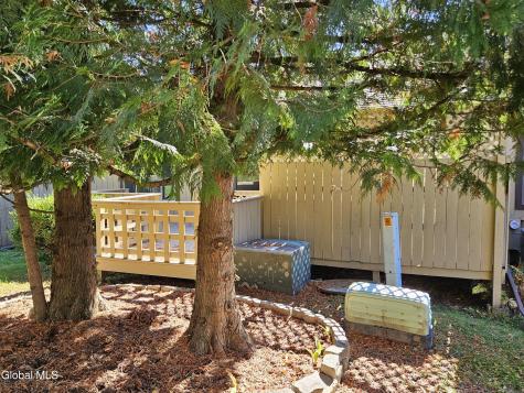 702 Huntington Court East Greenbush NY 12061