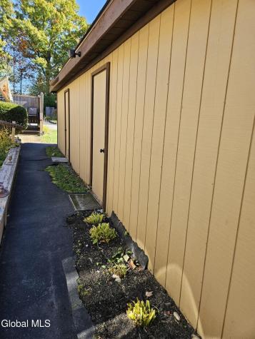 702 Huntington Court East Greenbush NY 12061